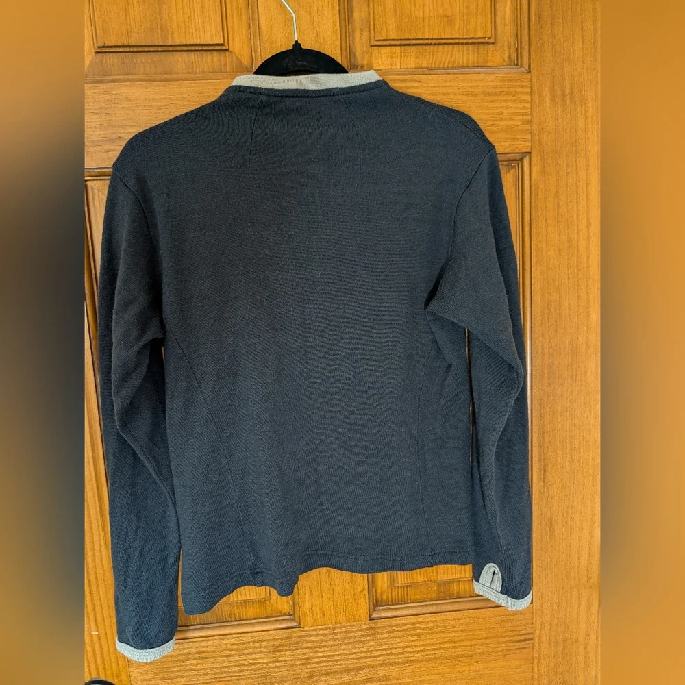 icebreaker Sweater - Picture 2 of 4
